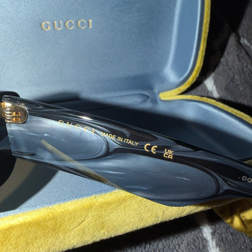 Gucci Dark Green Rectangular Sunglasses GG0516S - Picture 7 of 9
